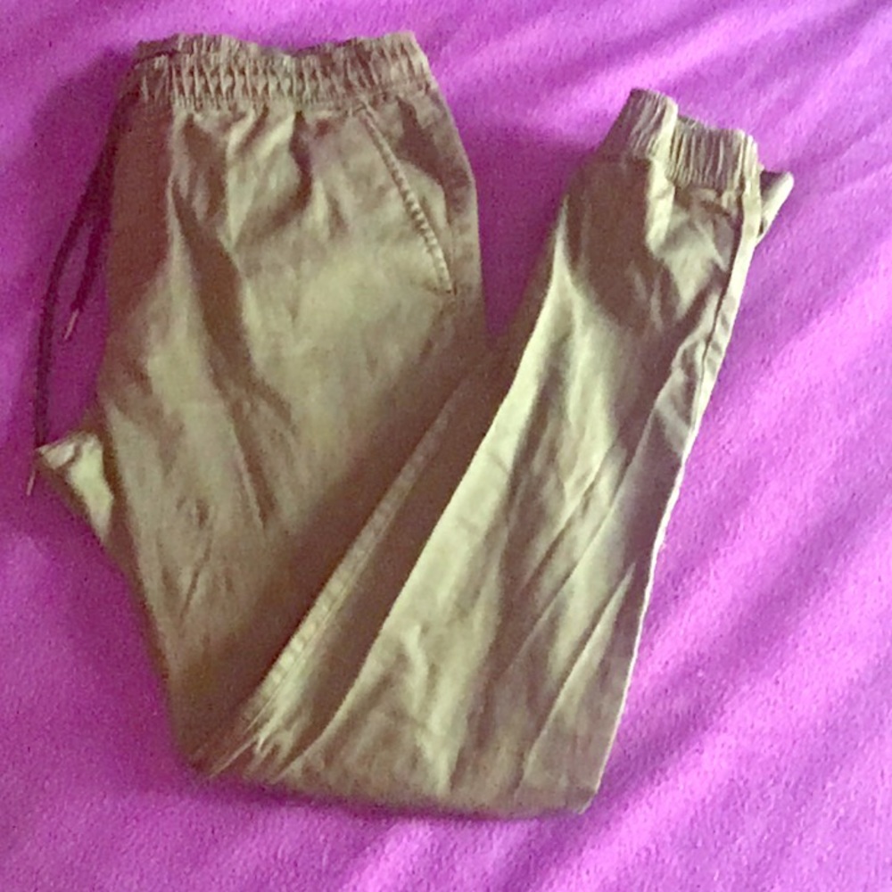 Forever 21 Men’s draw string pants.